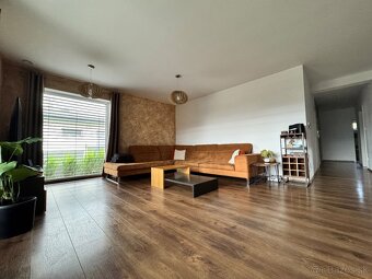 Na predaj moderný rodinný dom vo vysokom štandarde – Gyňov - 9