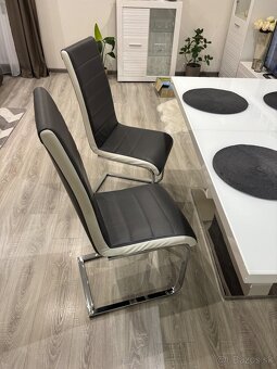 Jedálensky stôl rozkladací - 9