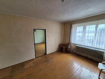 Vyprataný-Rodinný dom v pôvodnom stave /865 m2/ - Rajecké T. - 9