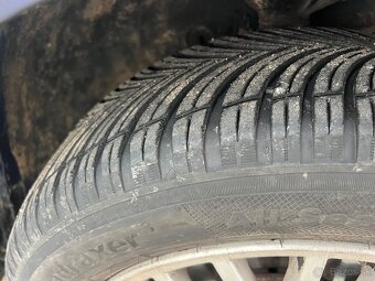 Volkswagen Golf 1.6sr 74kw - 9