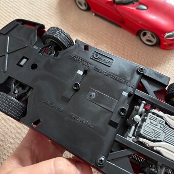 Bburago 1/18 Ferrari Testarossa & Dodge Viper - 9