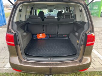 Volkswagen Touran - 9