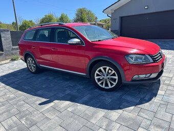 Volkswagen Passat Alltrack 2.0 TDi 4motion - 9