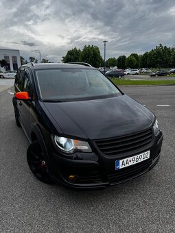 Volkswagen touran cross 2,0 TDi 103 kW - 9