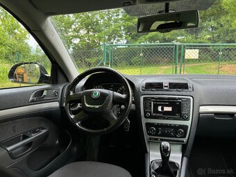 Škoda Octavia 1.6 TDI 2012 Bluetooth Senzory Výhřev Rozvody - 9