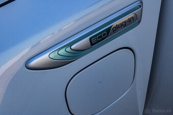 Kia Optima SW Benzín Plug - in / 1 ROK ZÁRUKA / SK Pôvod - 9
