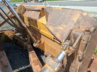 CATERPILLAR D6R XL - 9