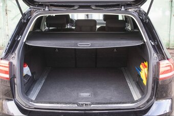 Volkswagen Passat Variant 2.0 TDI DSG - 9