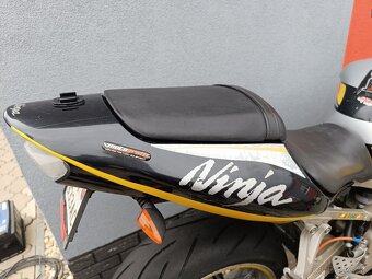 Kawasaki Ninja ZX900CE - 9