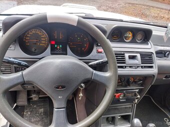 Predám Mitsubishi pajero 2,5GLX - 9
