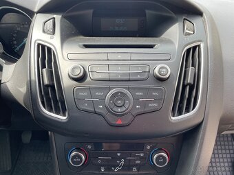Ford Focus Kombi 1.0 EcoBoost Trend - 9