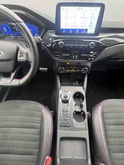 Ford Kuga 2.0 TDCi EcoBlue 190k ST-Line A/T AWD - 9