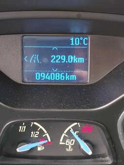 Ford 1.0 ecoboost 94000km 74kw 5st.man - 9