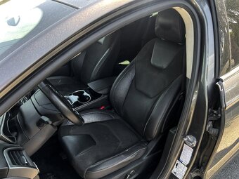 Ford Mondeo Combi 2.0TDCi Titanium, Nový rozvody, Nová STK - 9