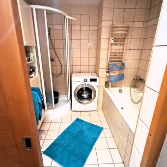 3 izbový tehlový byt s balkónom, Pieštany, Nám. SNP - 9