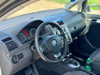 Volkswagen Touran 1.9 Tdi DSG Highline - 9