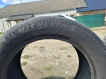 MICHELIN PILOT SPORT 4 SUV 255/50 R19 - 9
