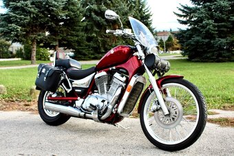 Suzuki Intruder 800 - 9