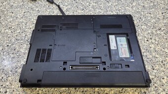 Predam HP laptop v krasnom stave, 2 jadro, 4GB RAM, SSD - 9