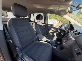 VW Touran 1.6 TDI automat - 9