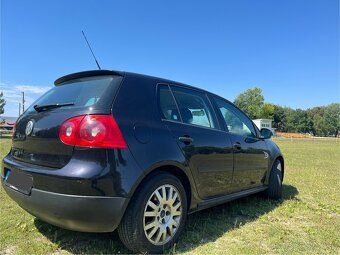 Volkswagen Golf 5 - 9
