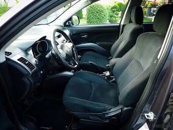 MITSUBISHI OUTLANDER 2.2DI-D 7miest 4x4 115kW STK - 9