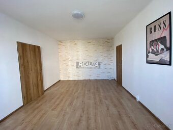 PEKNÝ 2-IZBOVÝ BYT V CENTRE MESTA, KOMPLETNÁ REKONŠTRUKCIA - 9