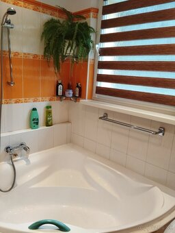 Byt 3izbový vo výbornej lokalite  Starý Sásová  -BB - 9