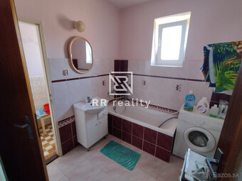 6 izbový RD Košice s priestorom pre Váš rast  - 9