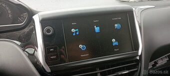 Peugeot 208 1.2 60kw díly - 9