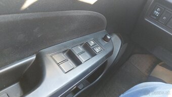 Suzuki Swift - 9
