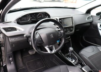 Peugeot 2008 1.2 PureTech 110 S&S Allure A/T - 9