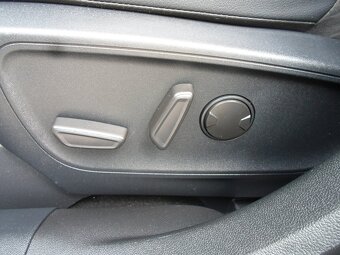 Ford Kuga 2.5 Duratec HEV 190k ST-Line AWD eCVT automat,alca - 9