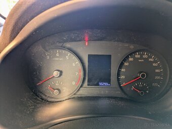 Kia Stonic 1,4 - 9