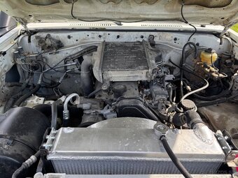 Toyota Land Cruiser 70 3.0 TDI - 9