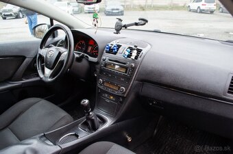 Toyota Avensis 2.0l D-4D - 9
