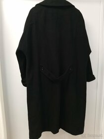 Dámsky čierny kabát č. 44 - 9