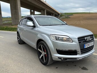 Audi Q7 3.0 TDi - 9