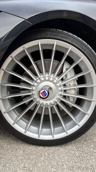 BMW F30 335i ACTIVE HYBRID 3 Sedan Black-sapphire metallic - 9