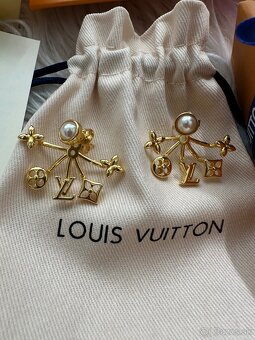 Nové nenosené náušnice Louis Vuitton - 9