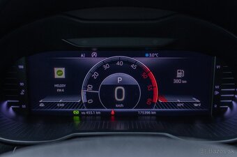 Škoda Octavia 2.0 TDI Style / Virtual / Ťažné / NELAKOVANÉ - 9