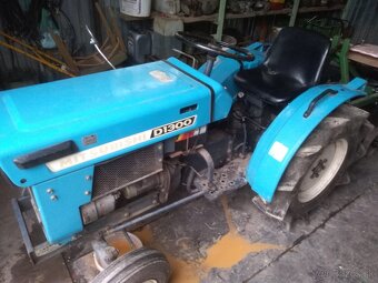 Mitsubischi 1300 - 9