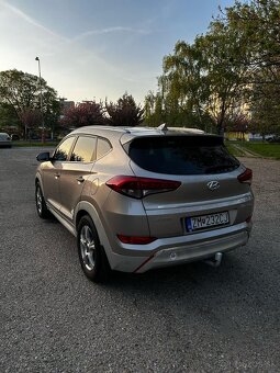 Hyundai Tucson - 9