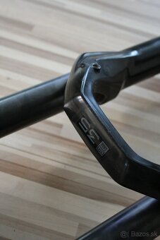 vzduchová vidla ROCKSHOX 35 - 9