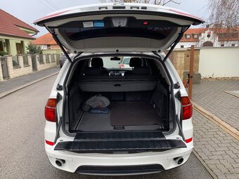 Predám BMW X5 4.0 xDrive - 9