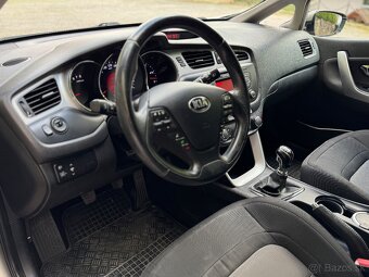 KIA CEED 1.6 GDi BENZÍN - 9