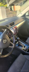 Škoda Superb Combi 2.0 TDI DSG model 2018 - 9