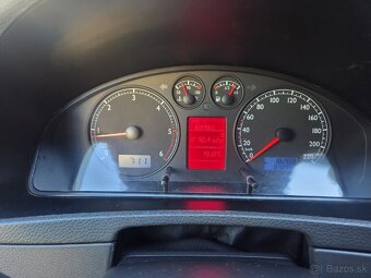 Volkswagem multivan 2.5tdi - 9