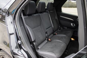 Land Rover Discovery 3.0 I6 D250 MHEV R-Dynamic 183kW - 9