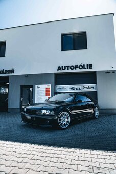 BMW M3 EU manuál - 9